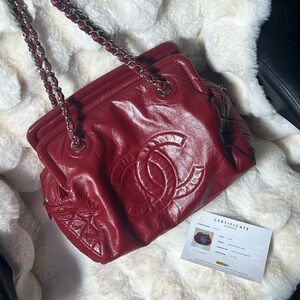 Rare CHANEL retail $4k Cherry Red Glazed Calfskin Large Tote Bag w.Entrupy Cert…
